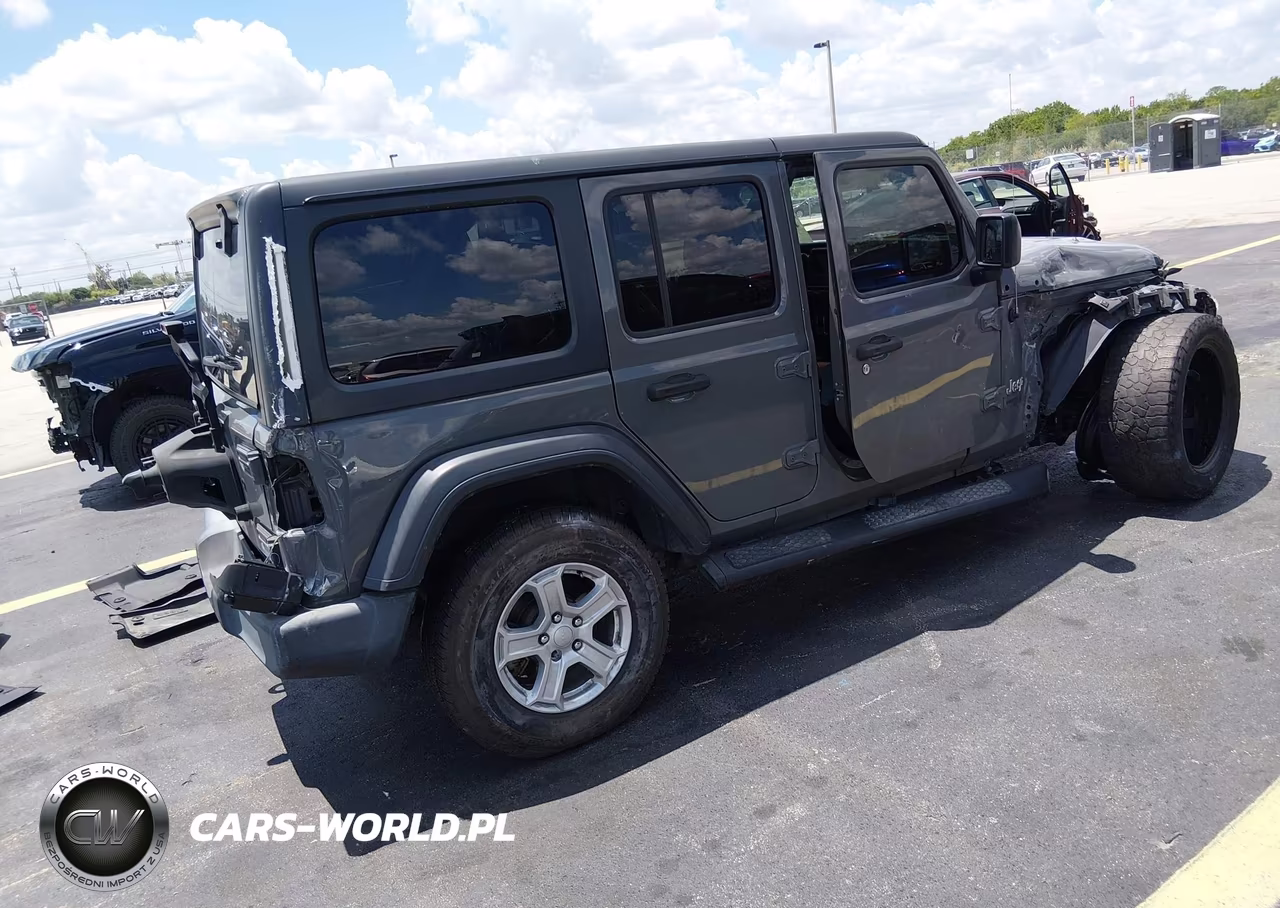 2020 Jeep Wrangler Unlimited Sport S 4X4 VIN:1C4HJXDG8LW110702 - 4