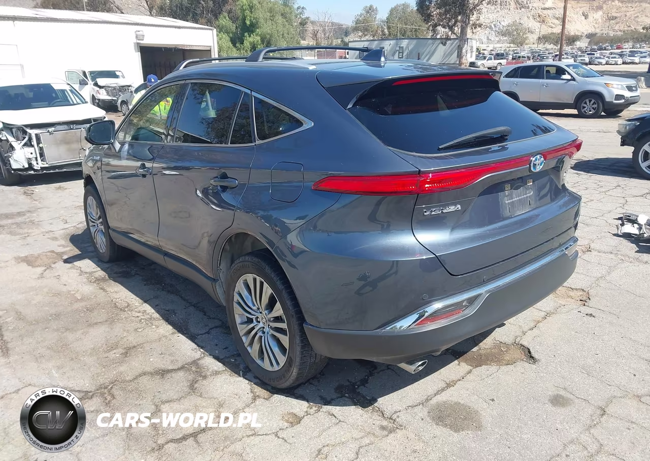 2021 Toyota Venza Xle VIN:JTEAAAAH0MJ058889 - 3