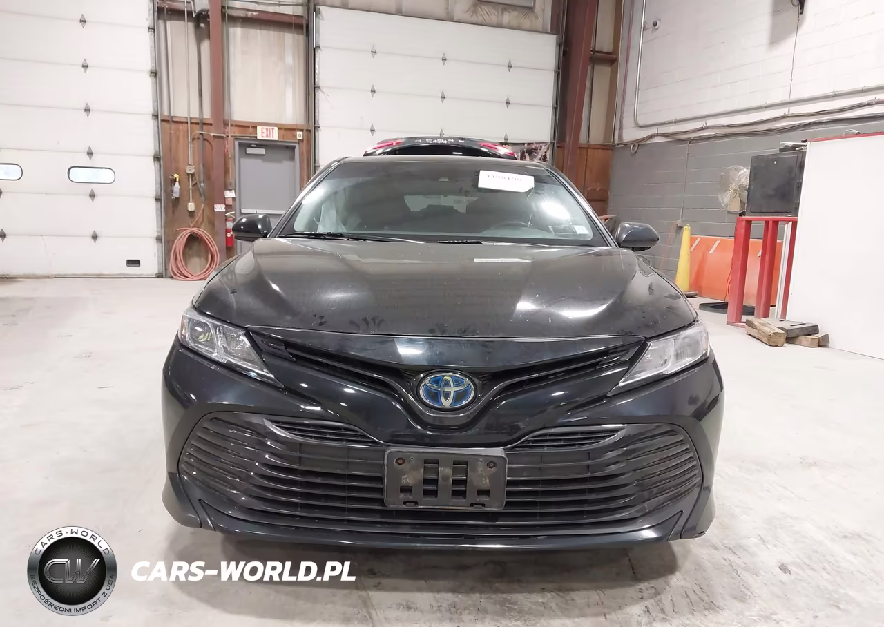 2020 Toyota Camry Le Hybrid VIN:4T1C31AK7LU521929 - 12