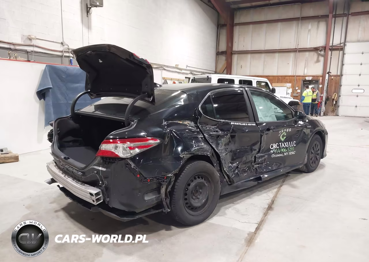 2020 Toyota Camry Le Hybrid VIN:4T1C31AK7LU521929 - 4