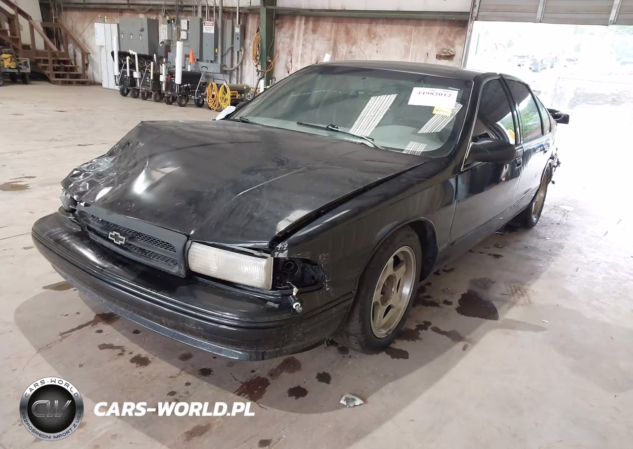 1996 Chevrolet Caprice - Impala Classic Ss VIN:1G1BL52P1TR152563 - 2