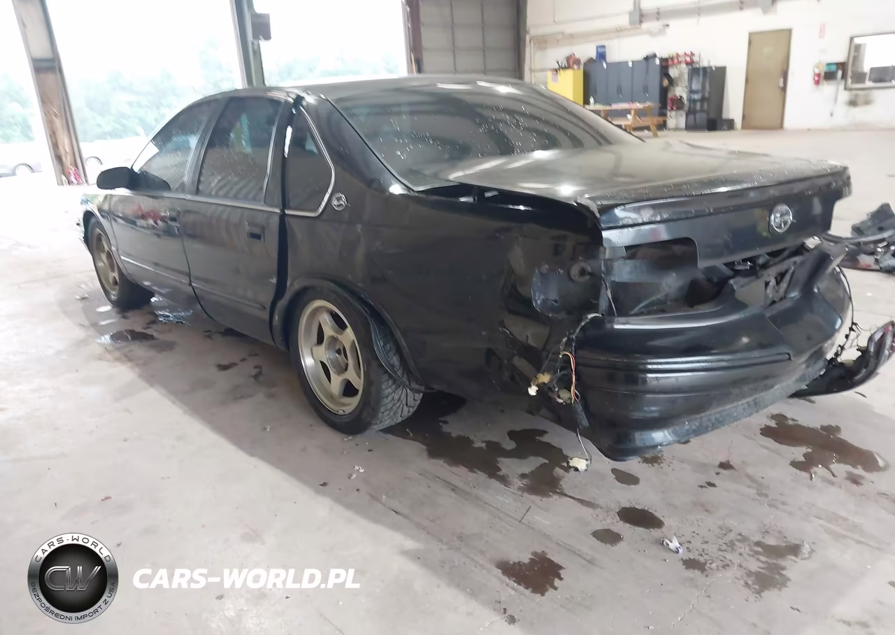 1996 Chevrolet Caprice - Impala Classic Ss VIN:1G1BL52P1TR152563 - 3