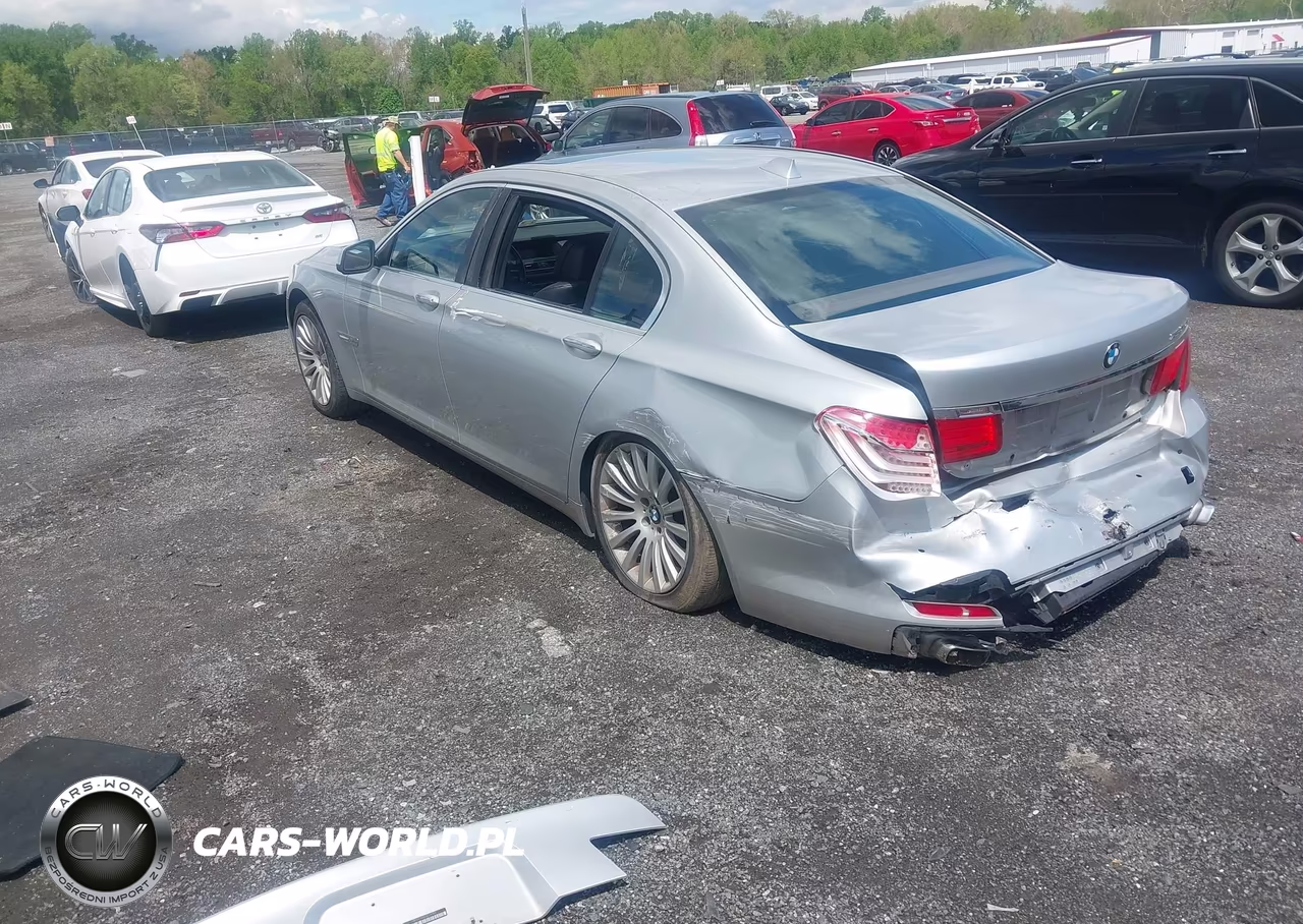 2011 BMW 750Li xDrive VIN:WBAKC8C53BC434367 - 3