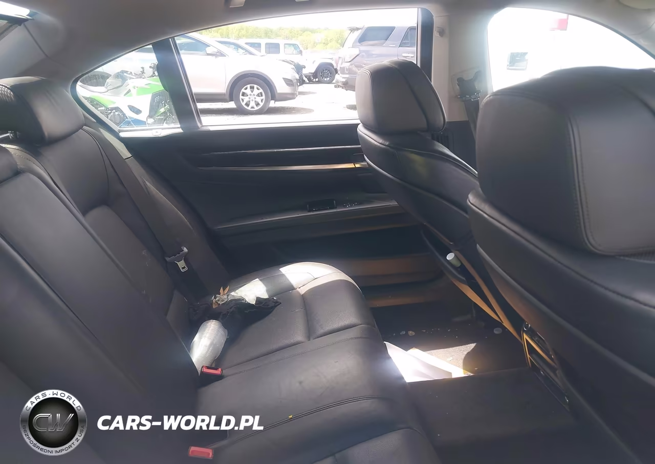 2011 BMW 750Li xDrive VIN:WBAKC8C53BC434367 - 8