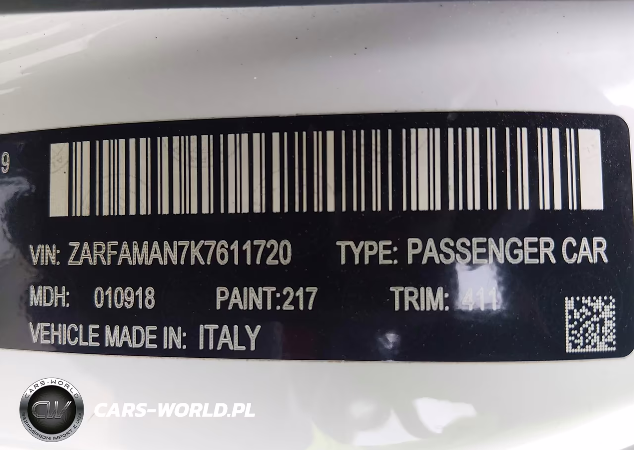 2019 Alfa Romeo Giulia Sport Rwd VIN:ZARFAMAN7K7611720 - 9