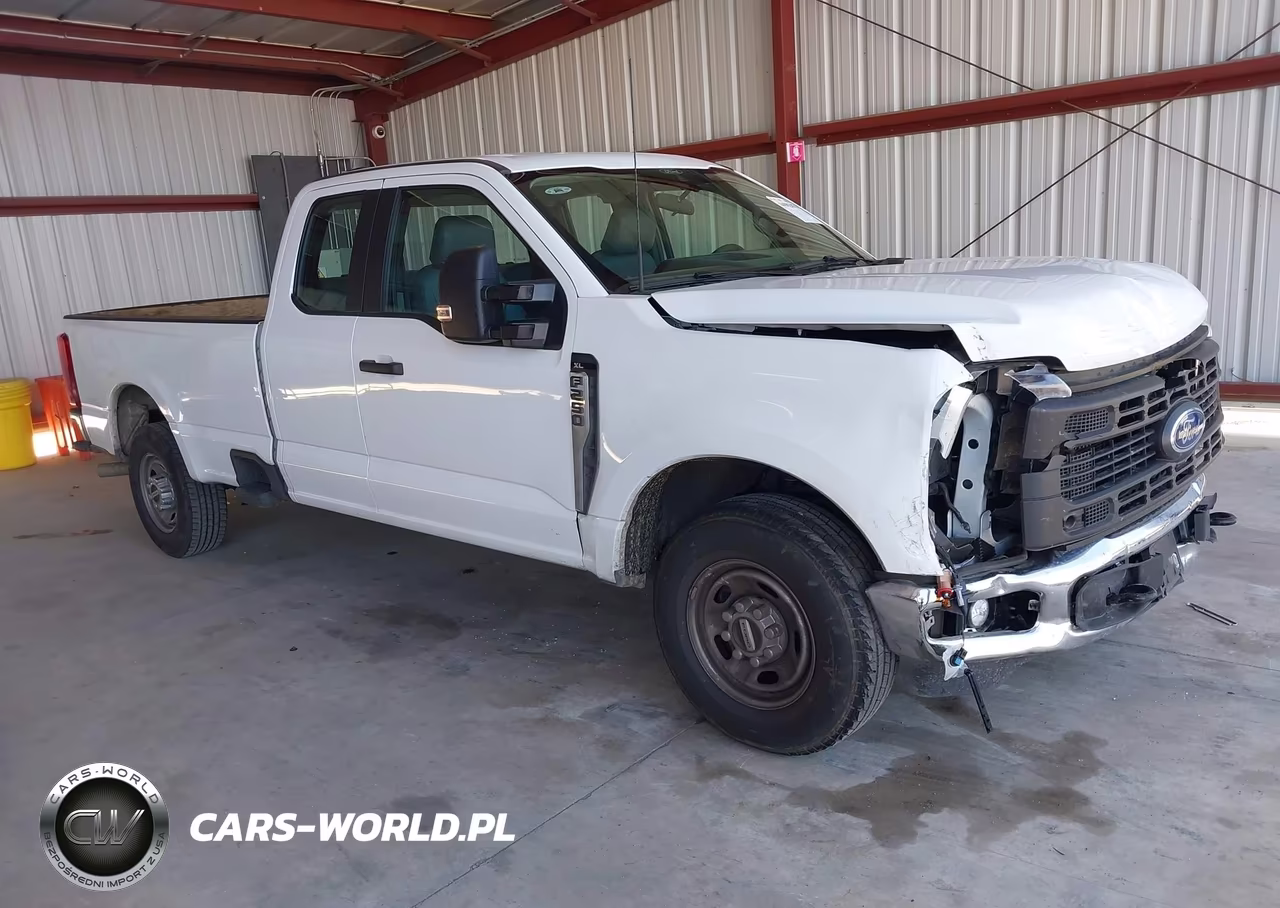 2025 Ford F-250 Xl – zdjęcie 1 z 17