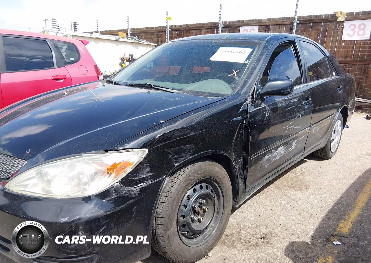 2002 Toyota Camry Le VIN:4T1BE32K22U561477 - 6