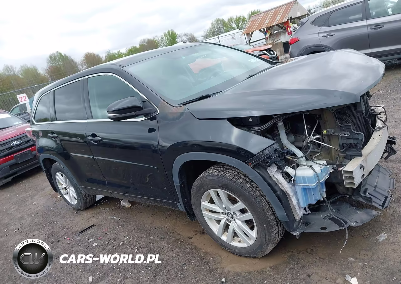 2016 Toyota Highlander Le V6 VIN:5TDBKRFH0GS257803 - 14
