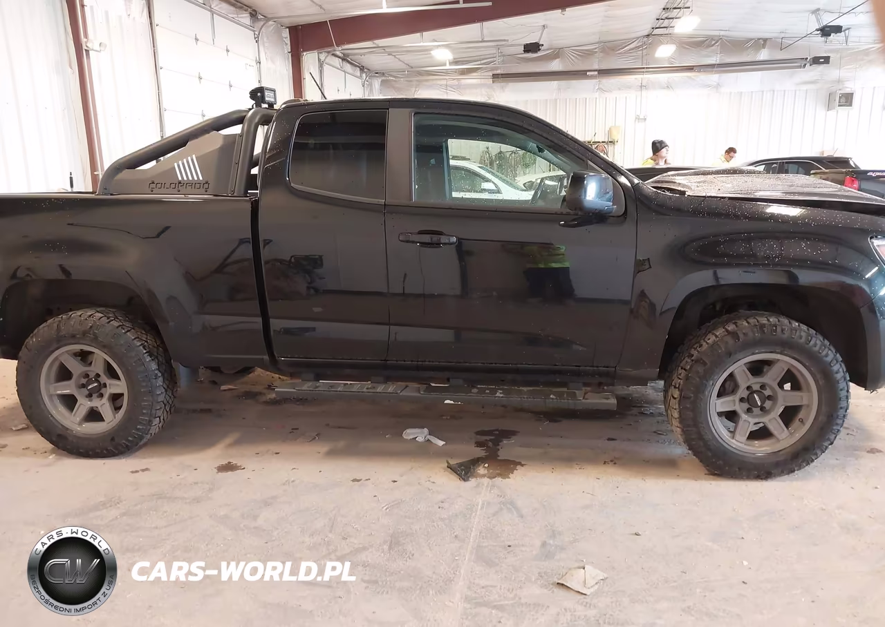 2017 Chevrolet Colorado Z71 VIN:1GCHTDEN4H1150768 - 13