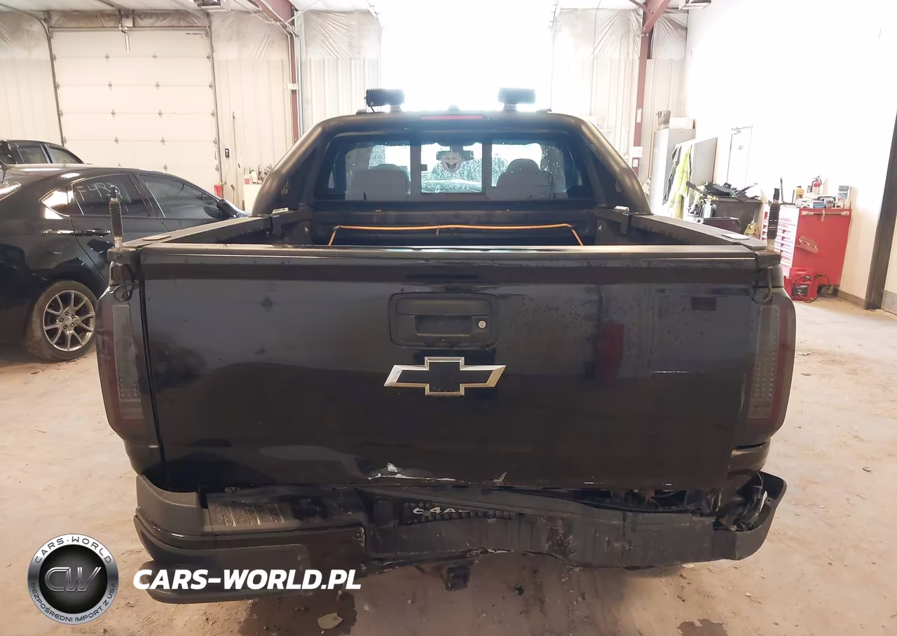 2017 Chevrolet Colorado Z71 VIN:1GCHTDEN4H1150768 - 16