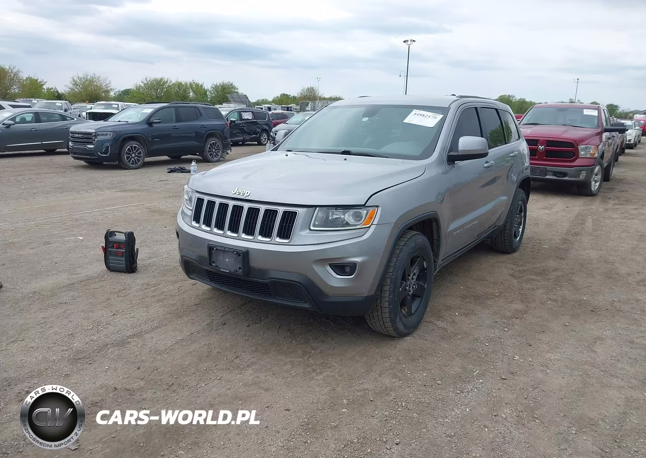 2015 Jeep Grand Cherokee Laredo VIN:1C4RJFAG0FC234178 - 2