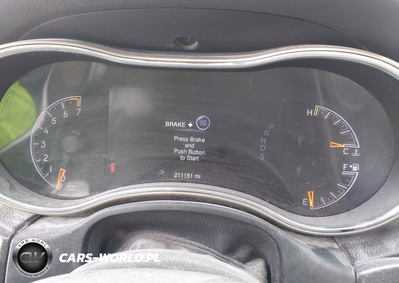 2015 Jeep Grand Cherokee Laredo VIN:1C4RJFAG0FC234178 - 7