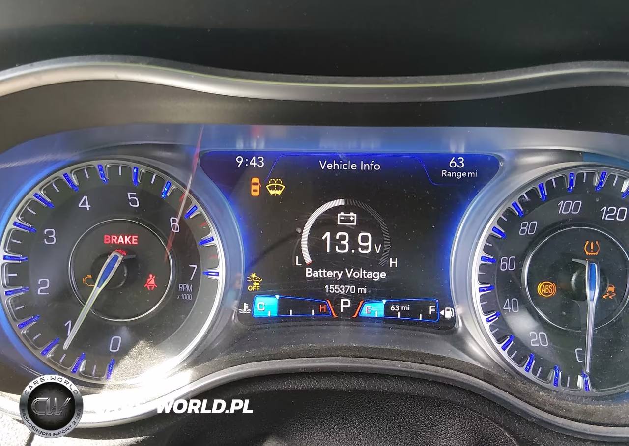 2017 Chrysler 300C Platinum VIN:2C3CCAPT2HH540293 - 7