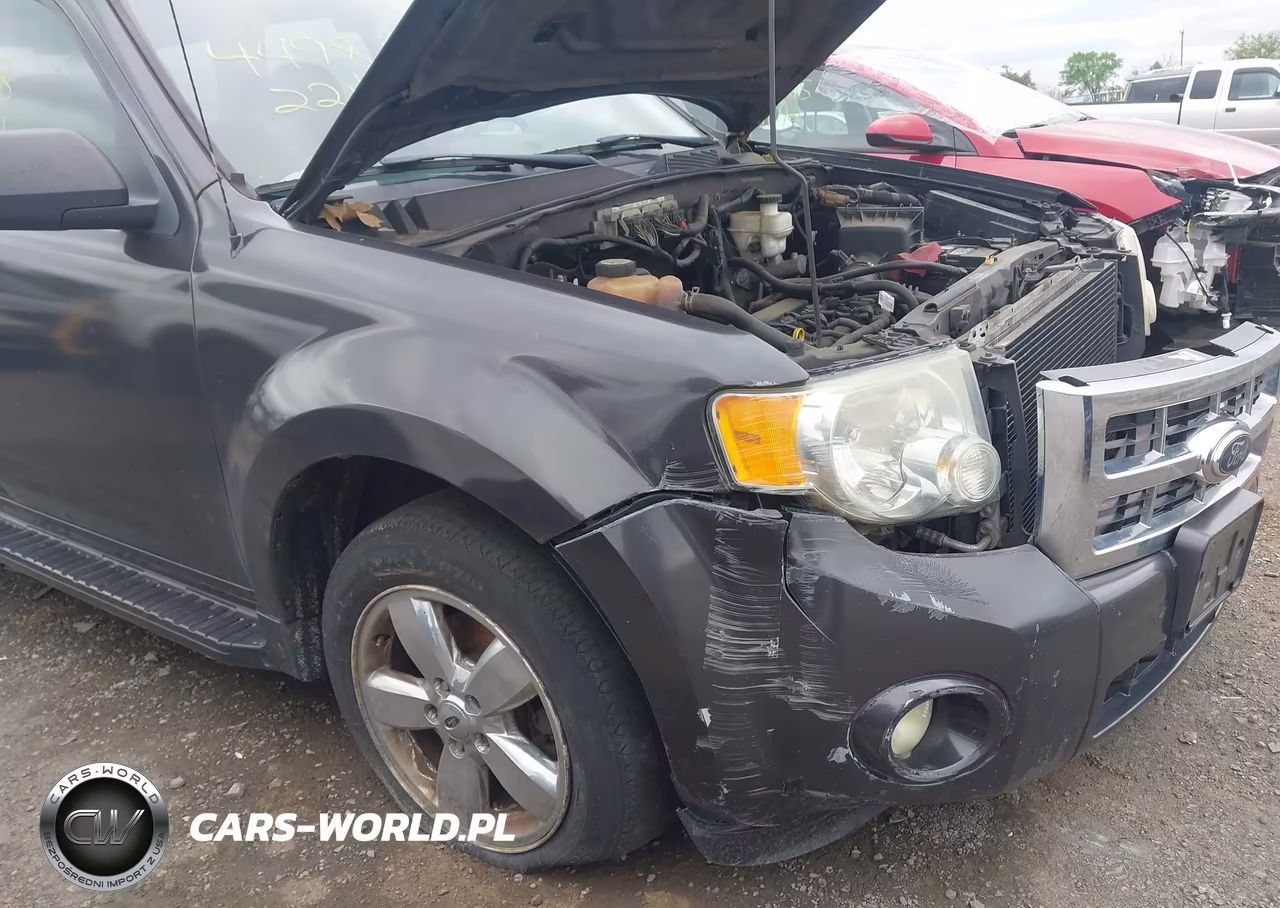 2011 Ford Escape Xlt VIN:1FMCU0D7XBKA04570 - 13