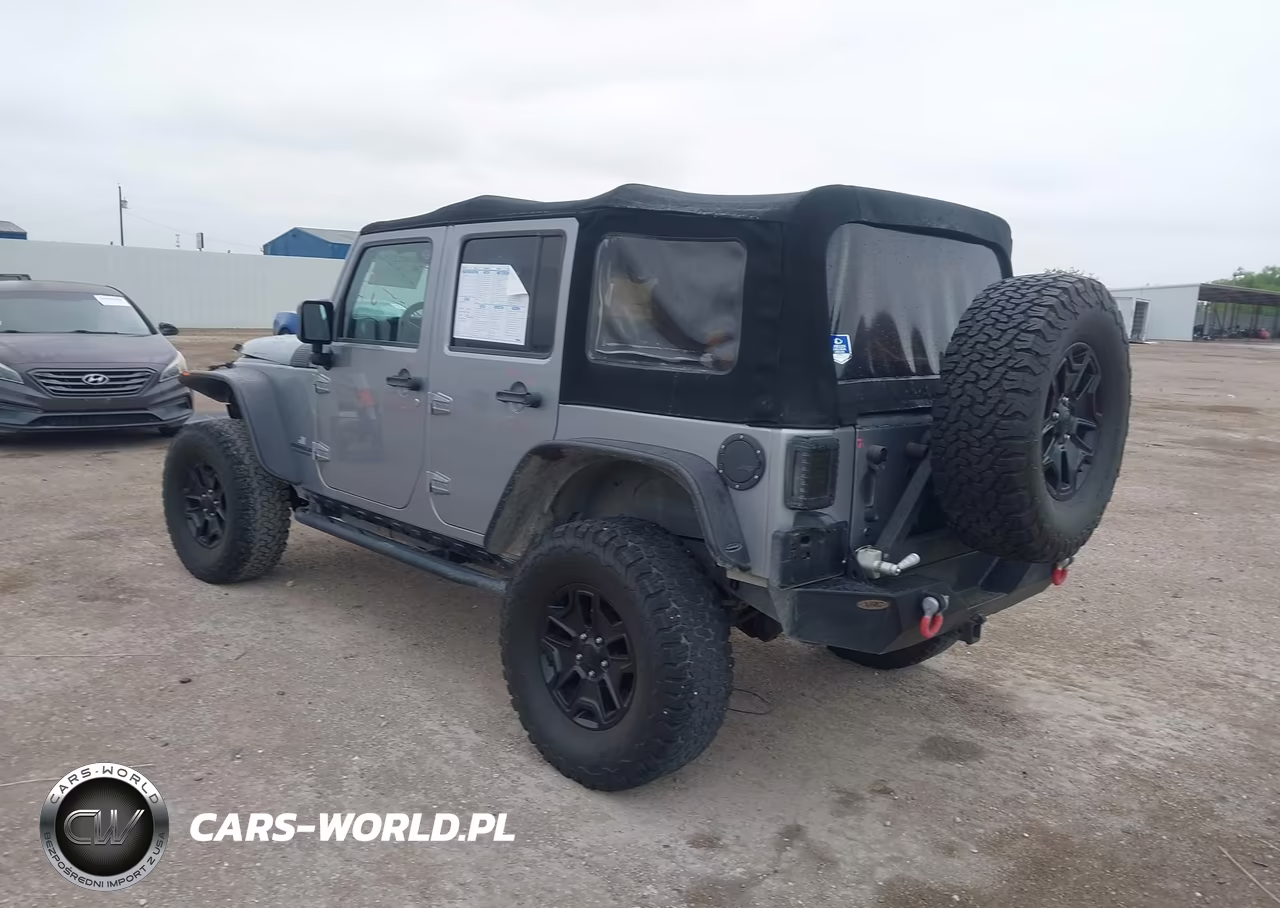 2016 Jeep Wrangler Unlimited Willys Wheeler VIN:1C4BJWDG6GL120944 - 3