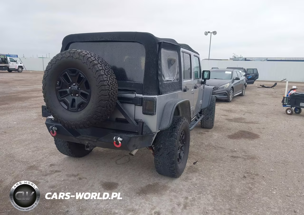 2016 Jeep Wrangler Unlimited Willys Wheeler VIN:1C4BJWDG6GL120944 - 4