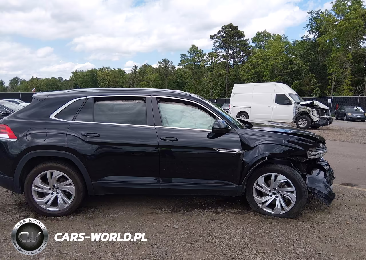2020 Volkswagen Atlas Cross Sport VIN:1V2MC2CA2LC206902 - 13