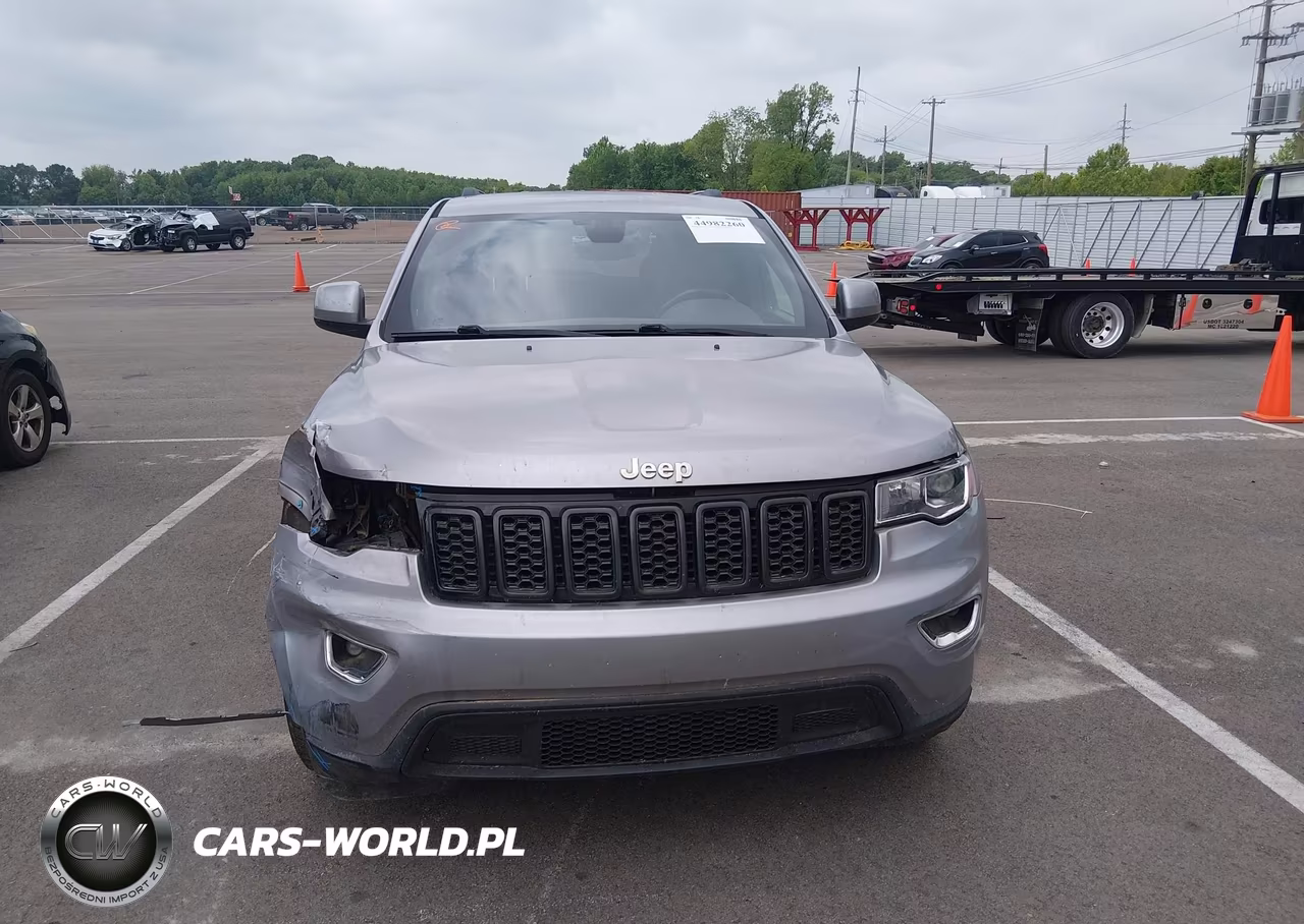 2017 Jeep Grand Cherokee Laredo 4X2 VIN:1C4RJEAG9HC888481 - 12