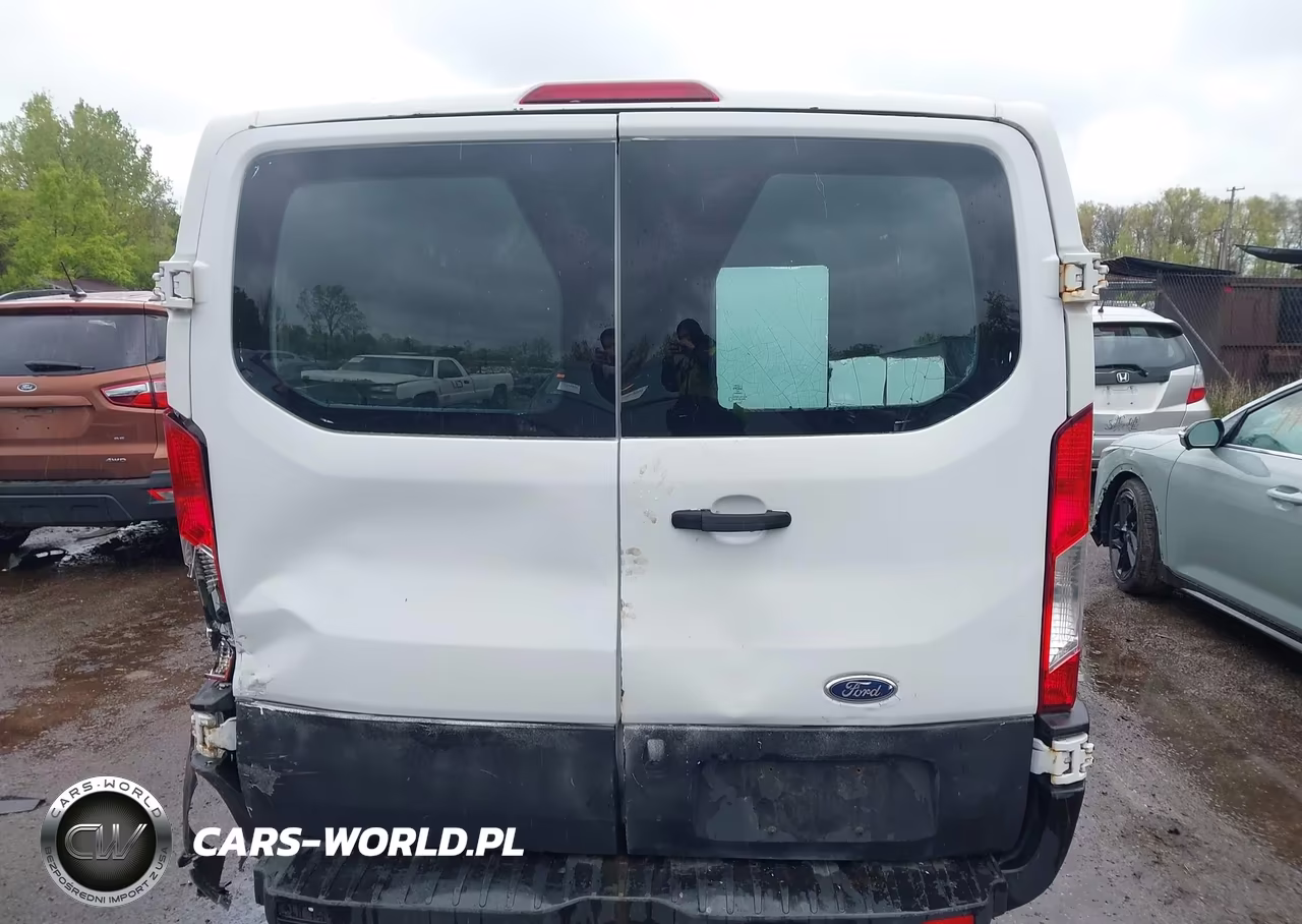 2017 Ford Transit-150 VIN:1FTYE1YM6HKB31113 - 16