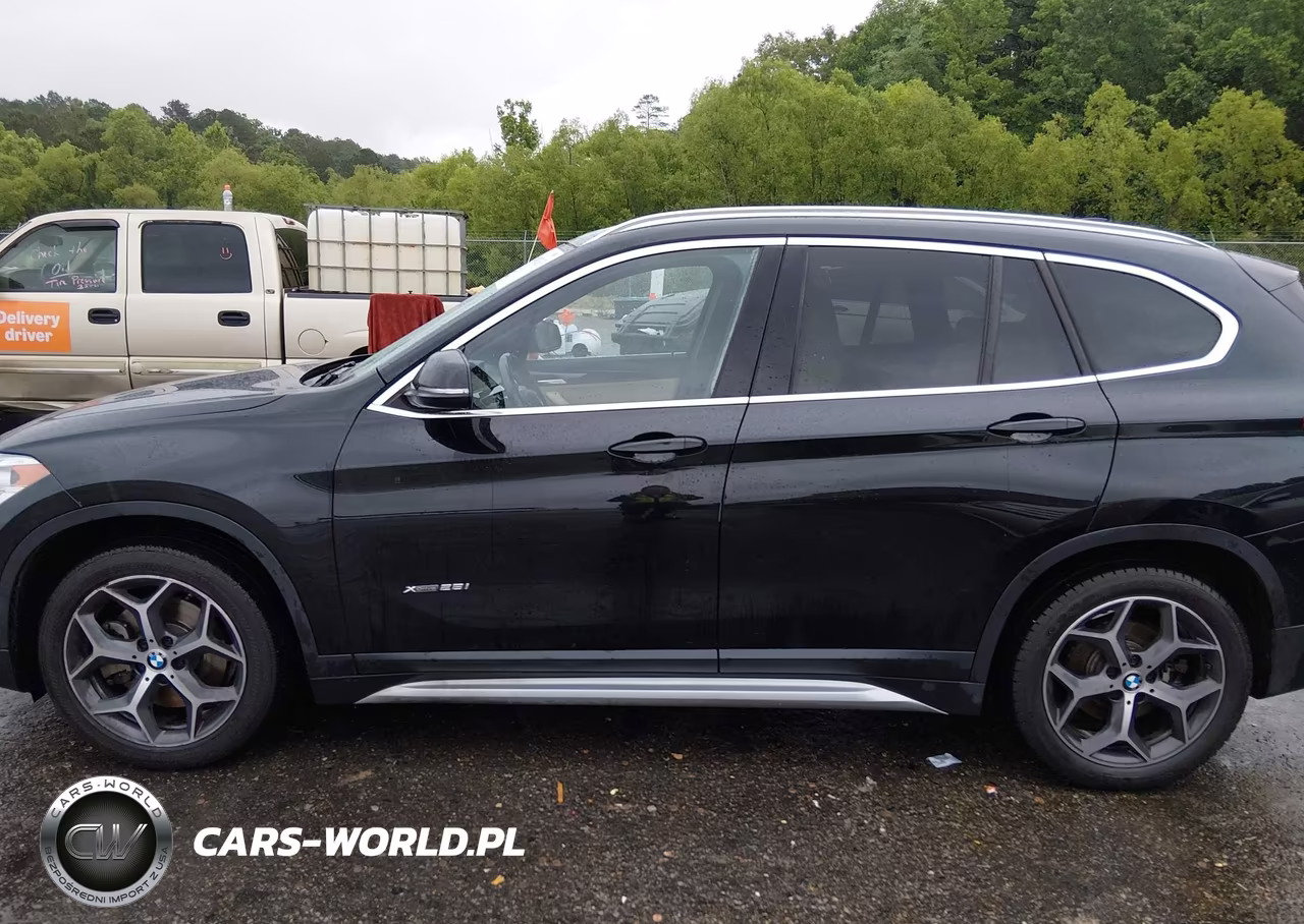2016 BMW X1 xDrive28I VIN:WBXHT3Z31G4A50553 - 14