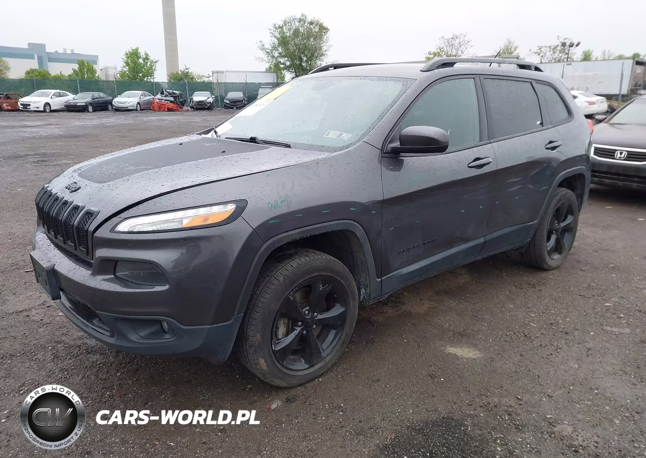 2015 Jeep Cherokee Latitude Altitude VIN:1C4PJLCS2FW723171 - 2