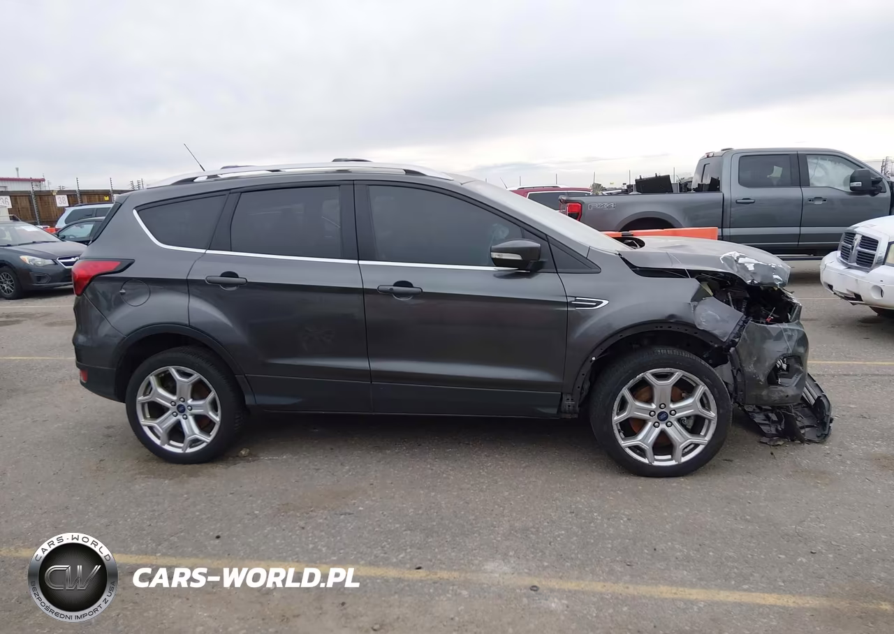 2019 Ford Escape Titanium VIN:1FMCU9J90KUB63015 - 14