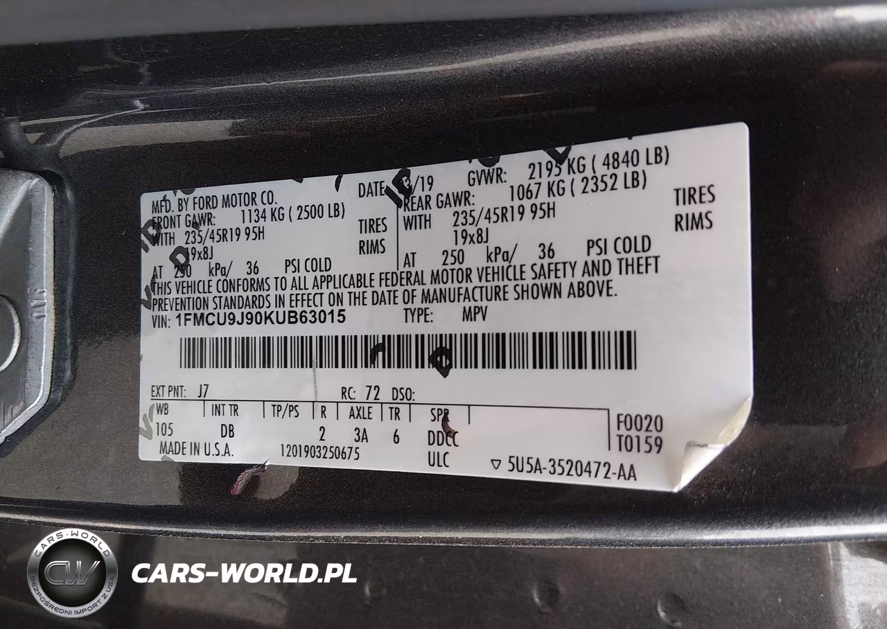 2019 Ford Escape Titanium VIN:1FMCU9J90KUB63015 - 9