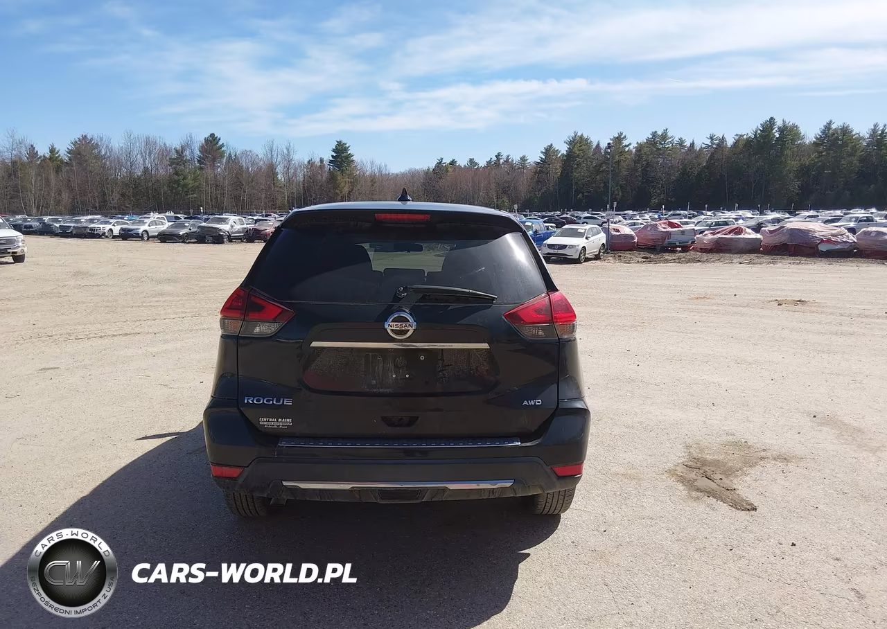 2018 Nissan Rogue S VIN:KNMAT2MV6JP545948 - 17