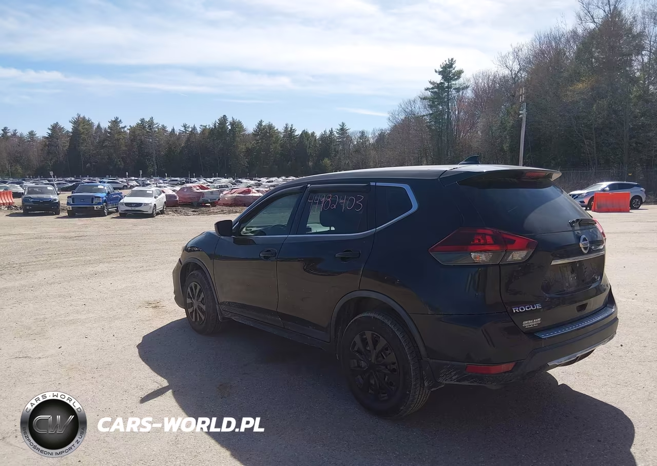 2018 Nissan Rogue S VIN:KNMAT2MV6JP545948 - 3