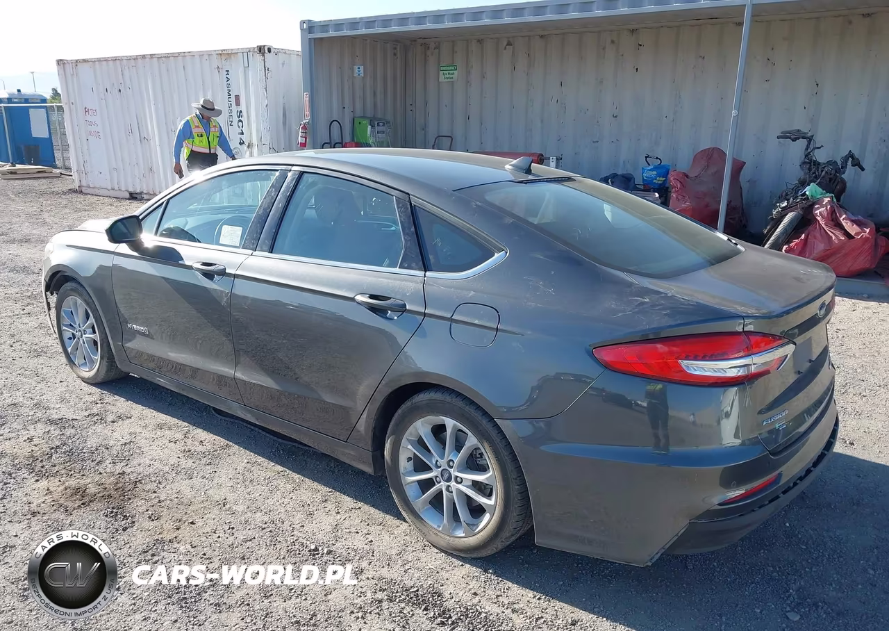 2019 Ford Fusion Hybrid Se VIN:3FA6P0LU1KR120662 - 3