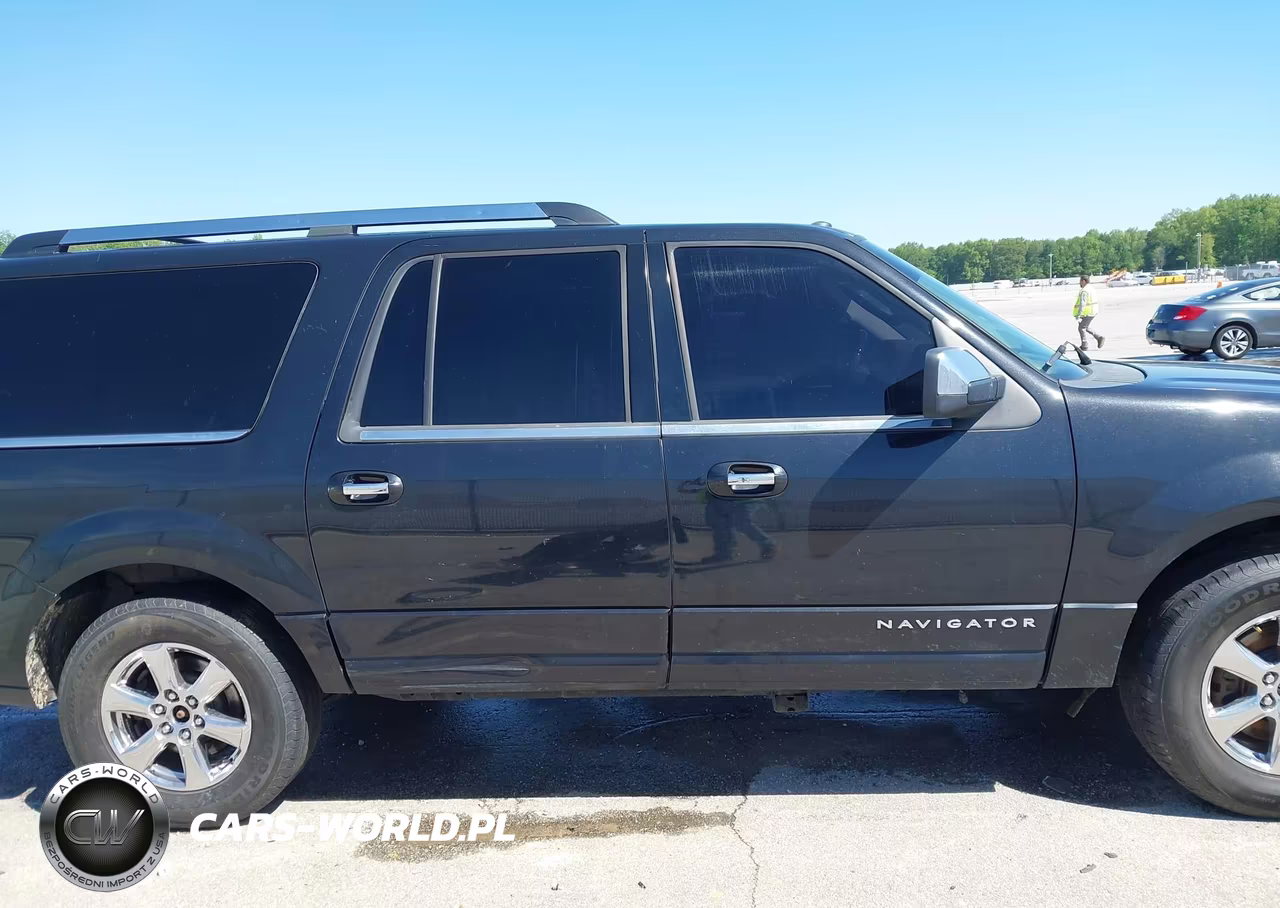 2015 Lincoln Navigator L VIN:5LMJJ3JT3FEJ02733 - 13