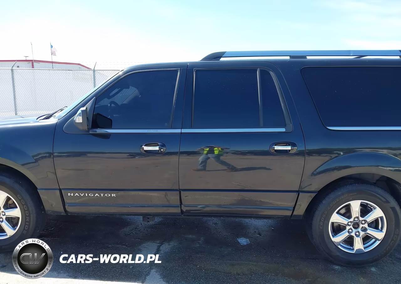 2015 Lincoln Navigator L VIN:5LMJJ3JT3FEJ02733 - 14