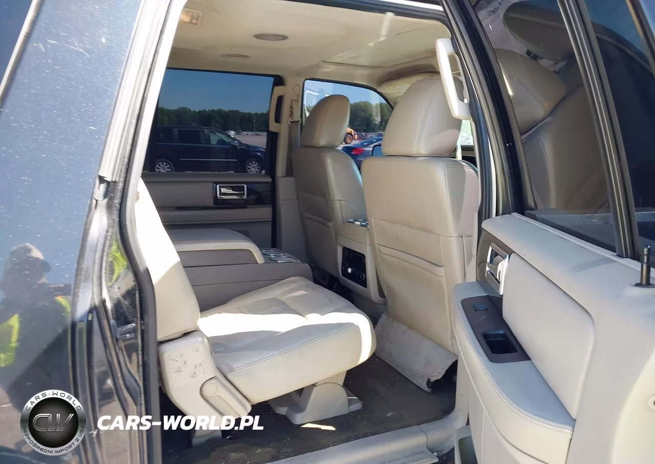 2015 Lincoln Navigator L VIN:5LMJJ3JT3FEJ02733 - 8