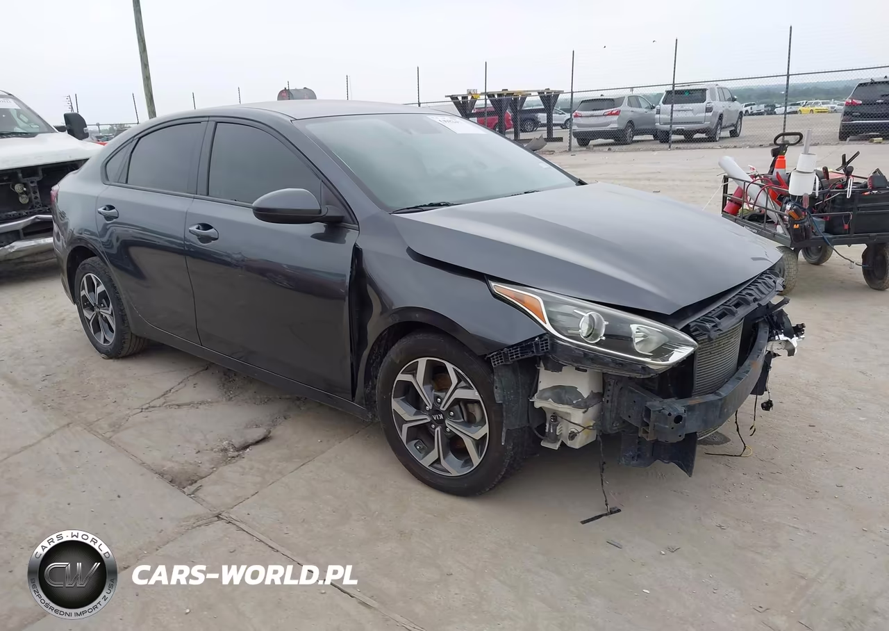 2021 Kia Forte Lxs – zdjęcie 1 z 17