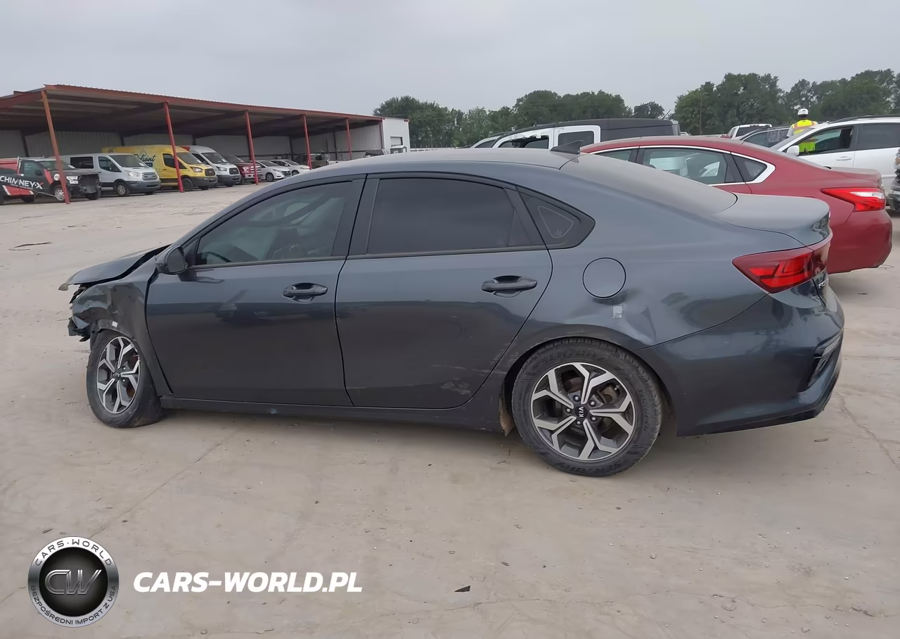 2021 Kia Forte Lxs VIN:3KPF24AD9ME293715 - 15