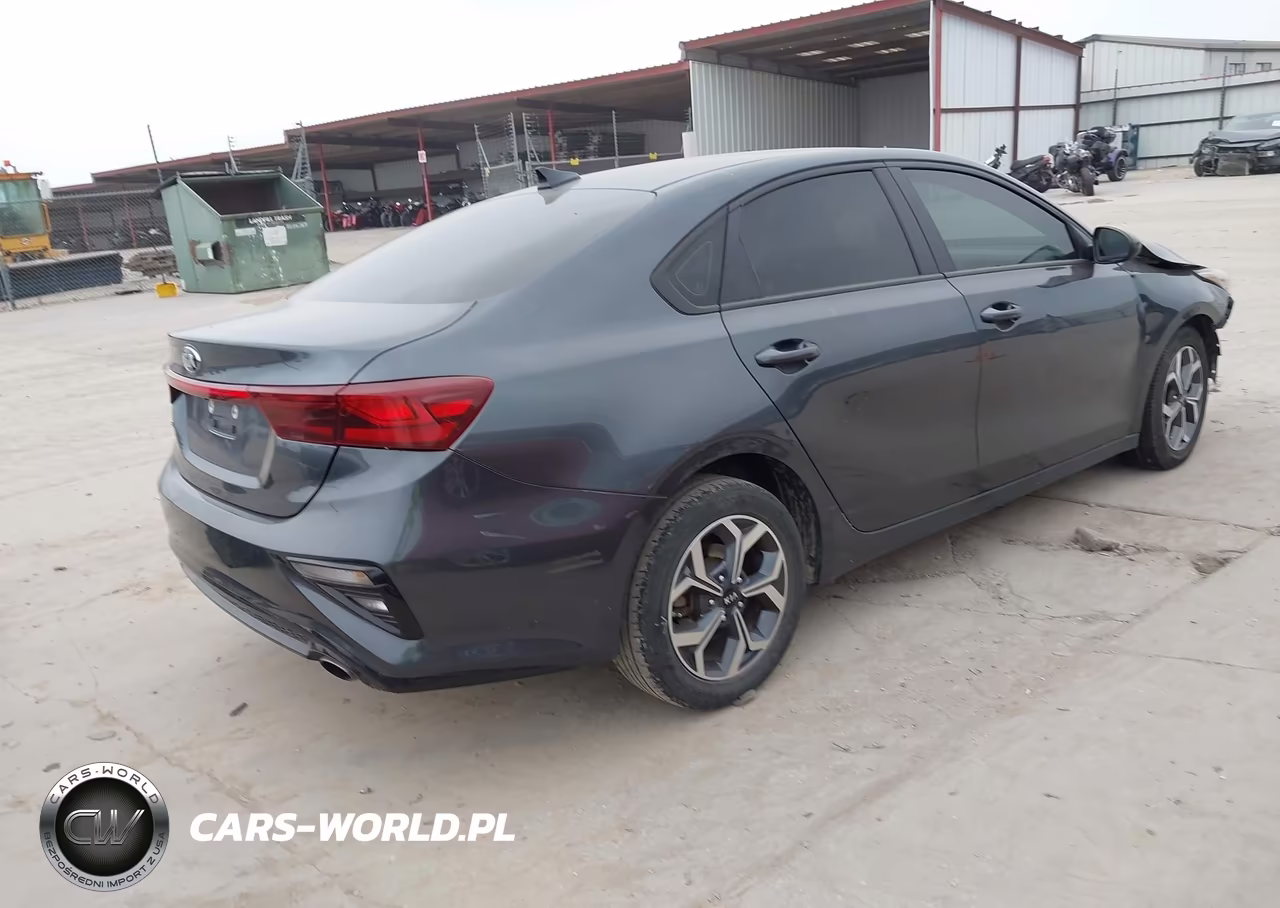 2021 Kia Forte Lxs VIN:3KPF24AD9ME293715 - 4