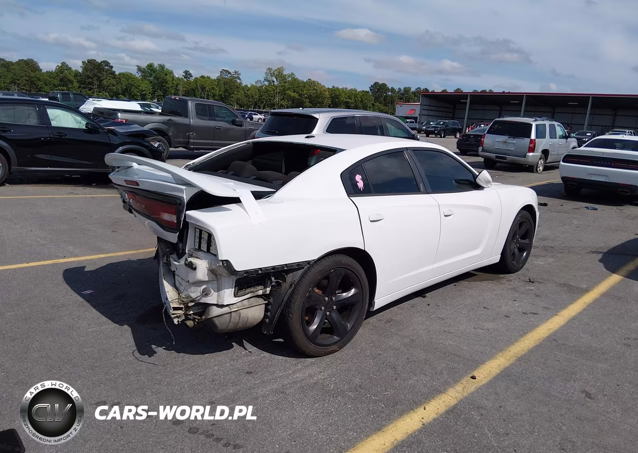 2013 Dodge Charger Se VIN:2C3CDXBG1DH643208 - 4