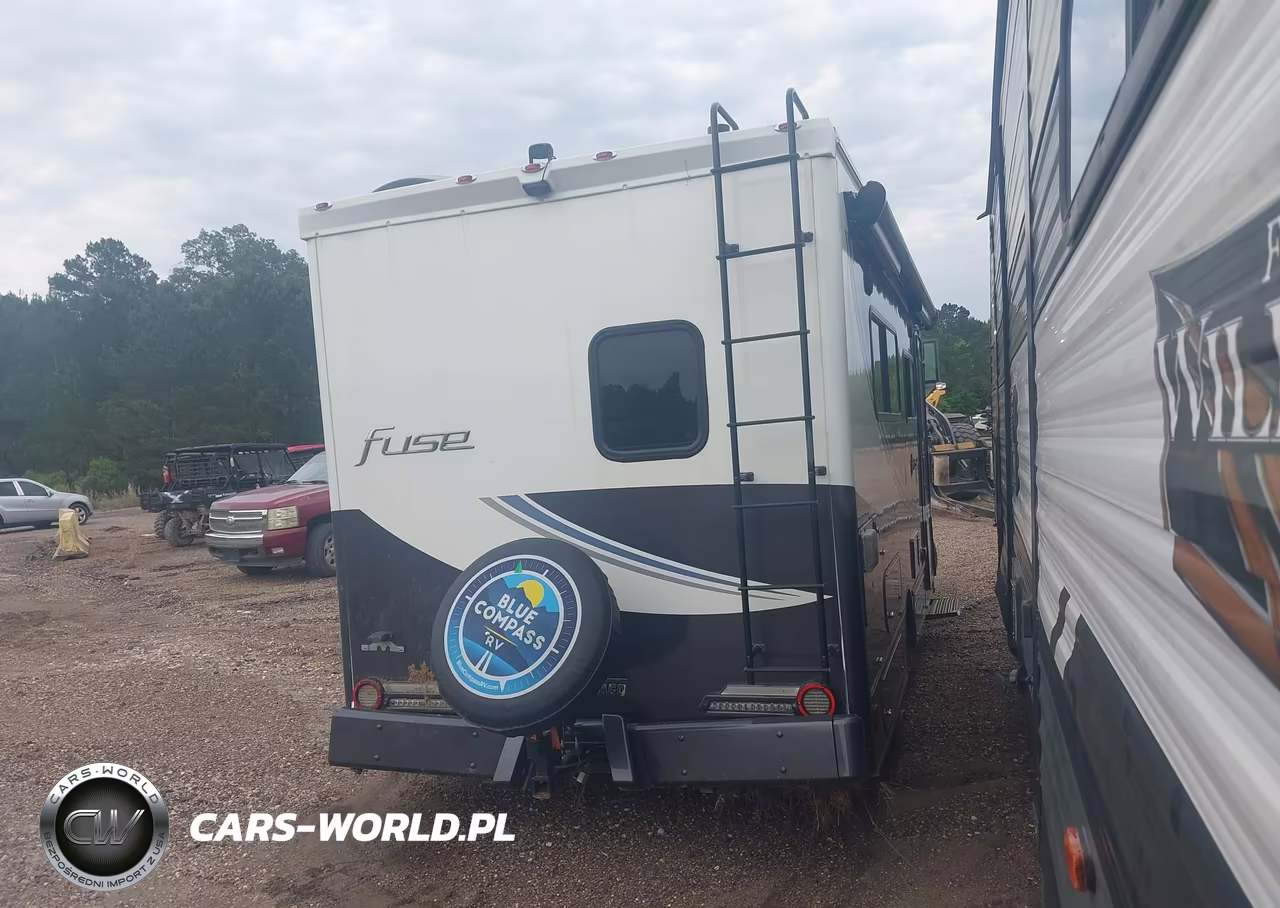 2019 Ford Transit-350 Cutaway VIN:1FDWS8PV2JKA45236 - 4