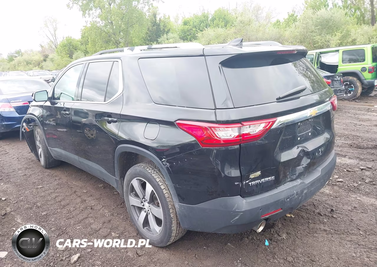 2018 Chevrolet Traverse 3Lt VIN:1GNERHKW0JJ101697 - 3