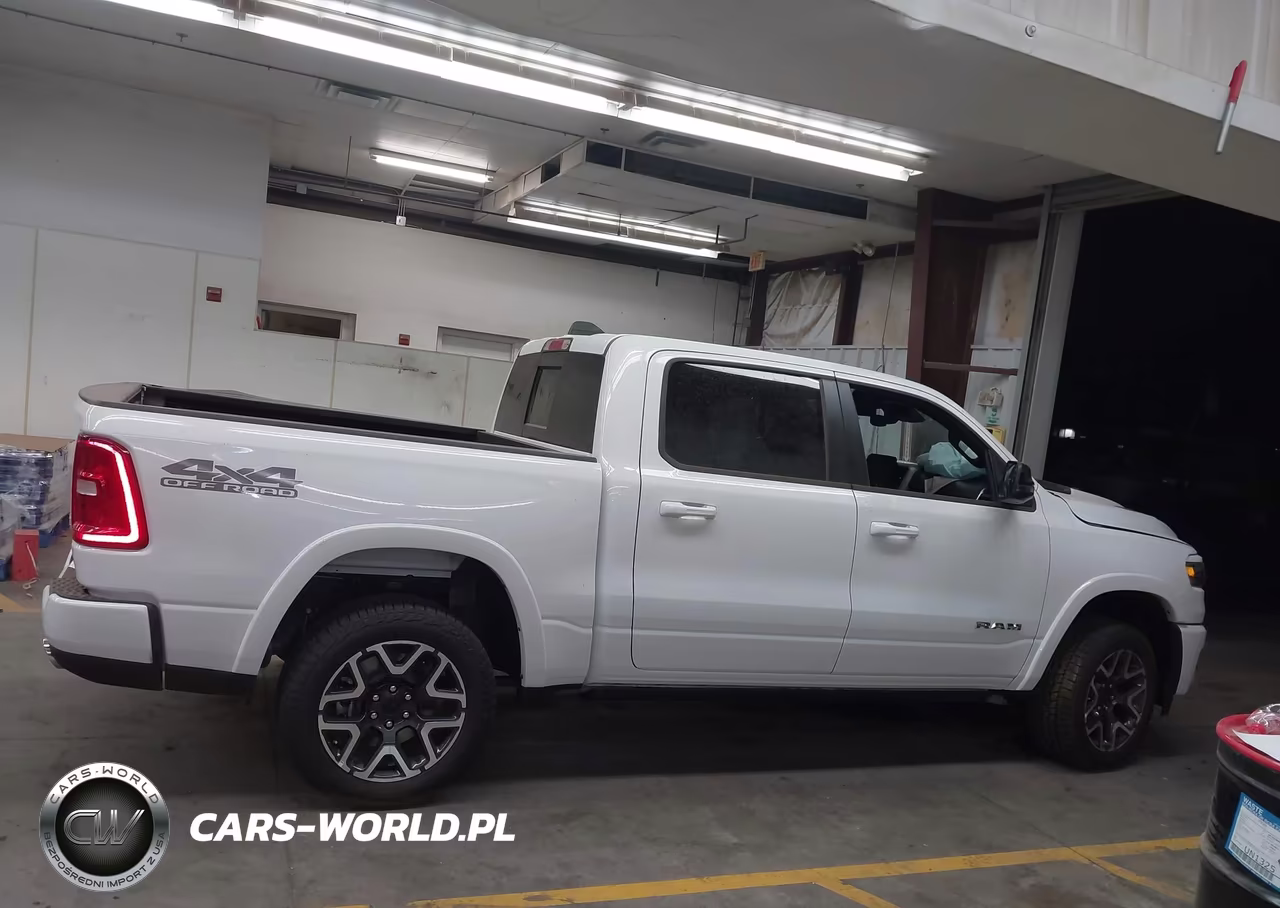 2026 Ram 1500 VIN:1C6SRFJP4TN240115 - 13