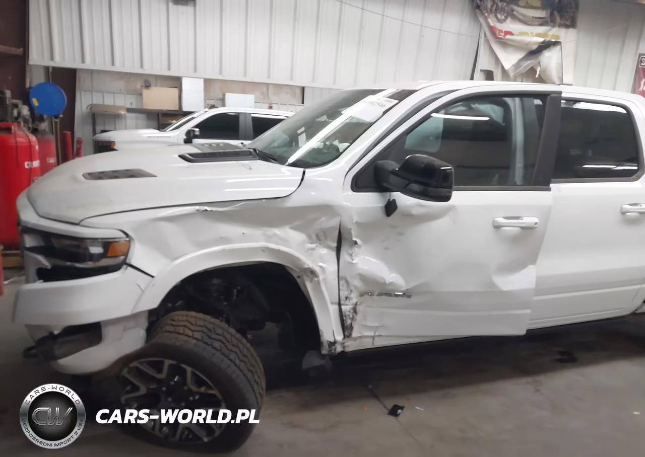 2026 Ram 1500 VIN:1C6SRFJP4TN240115 - 6