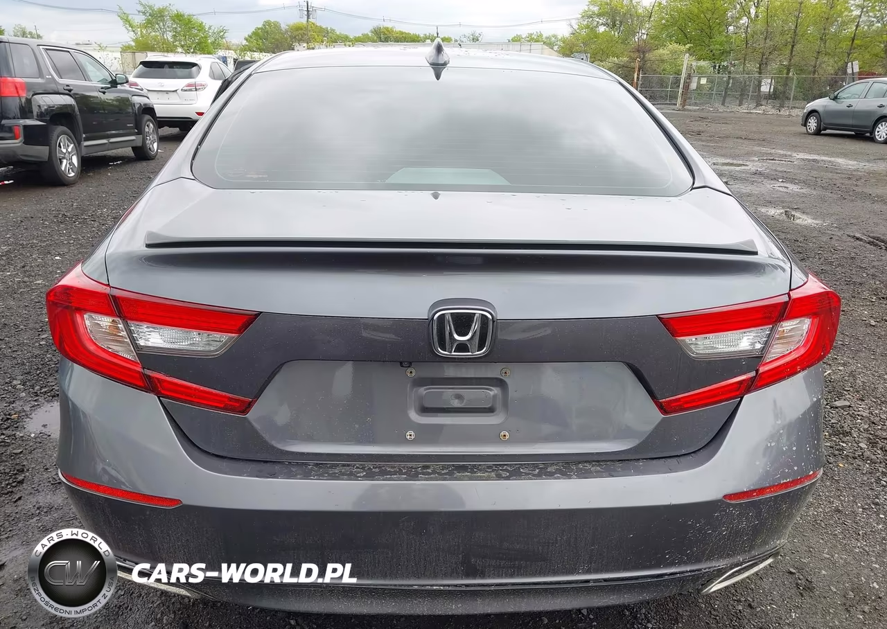 2018 Honda Accord Sport VIN:1HGCV1F34JA087307 - 16