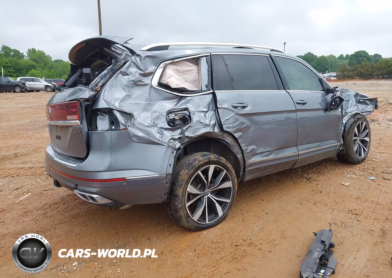 2024 Volkswagen Atlas 2.0T Sel Premium R-Line VIN:1V2FR2CA5RC599262 - 4