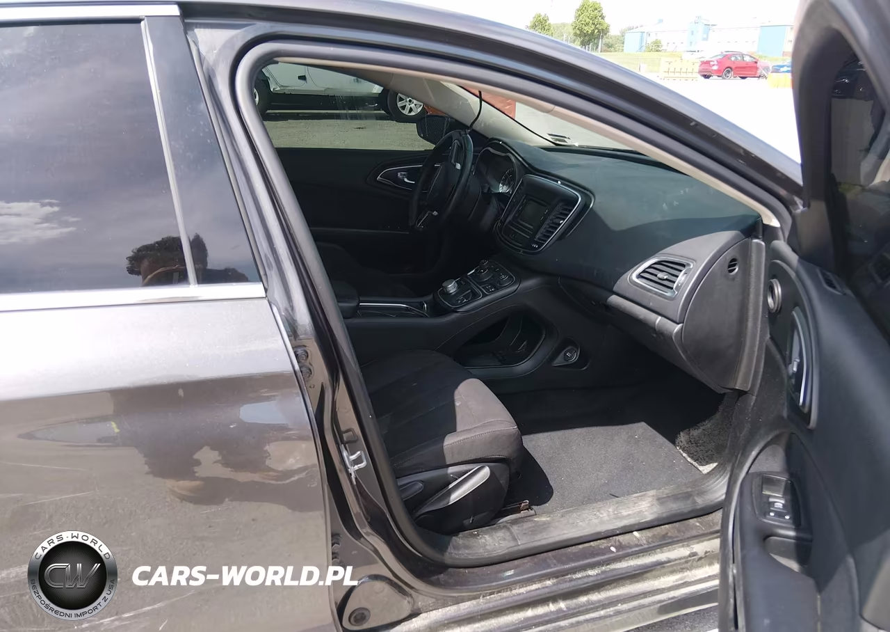 2015 Chrysler 200 Limited VIN:1C3CCCAB5FN616637 - 5