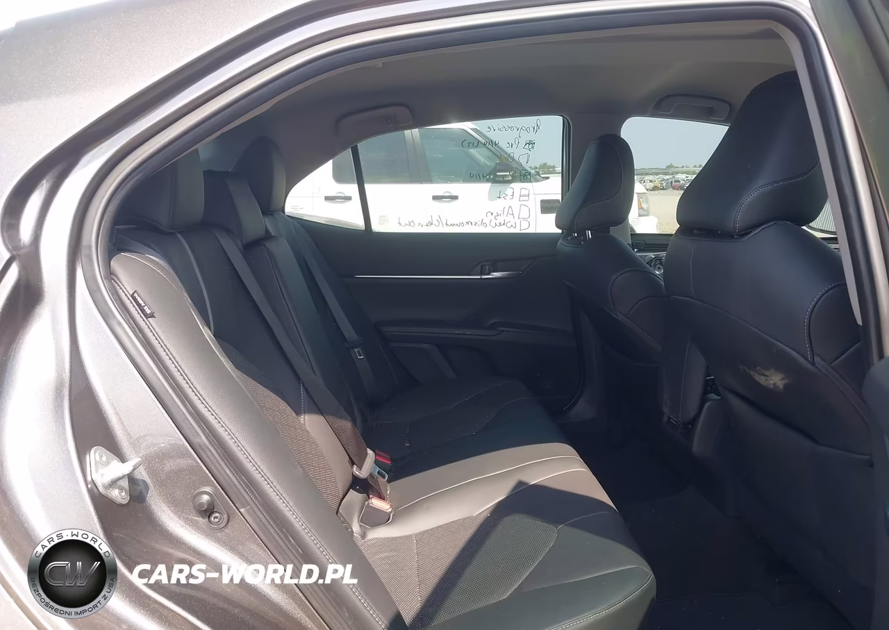 2021 Toyota Camry Xse VIN:4T1K61AK2MU555409 - 18