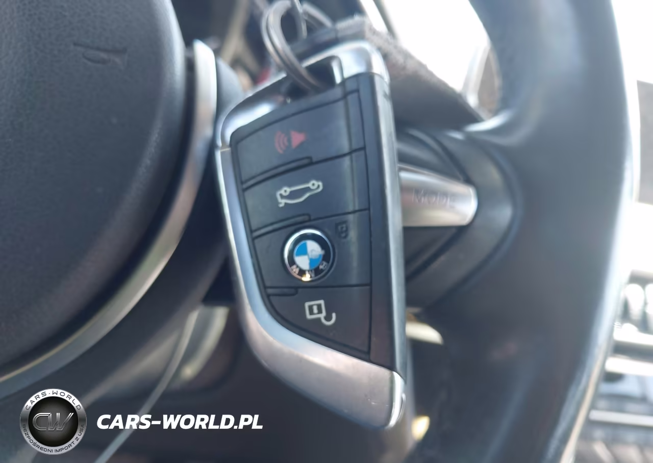 2018 BMW X5 xDrive35D VIN:5UXKS4C55J0Y17868 - 11