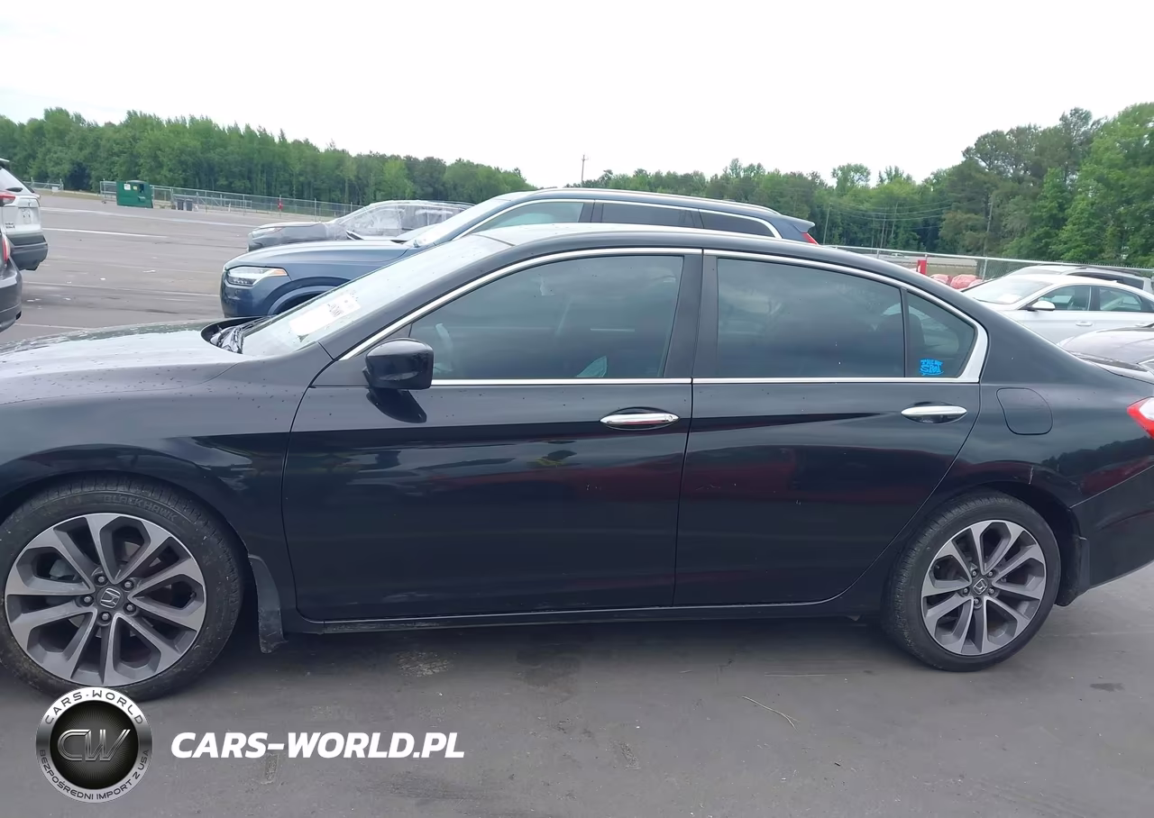 2015 Honda Accord Sport VIN:1HGCR2F57FA120514 - 14