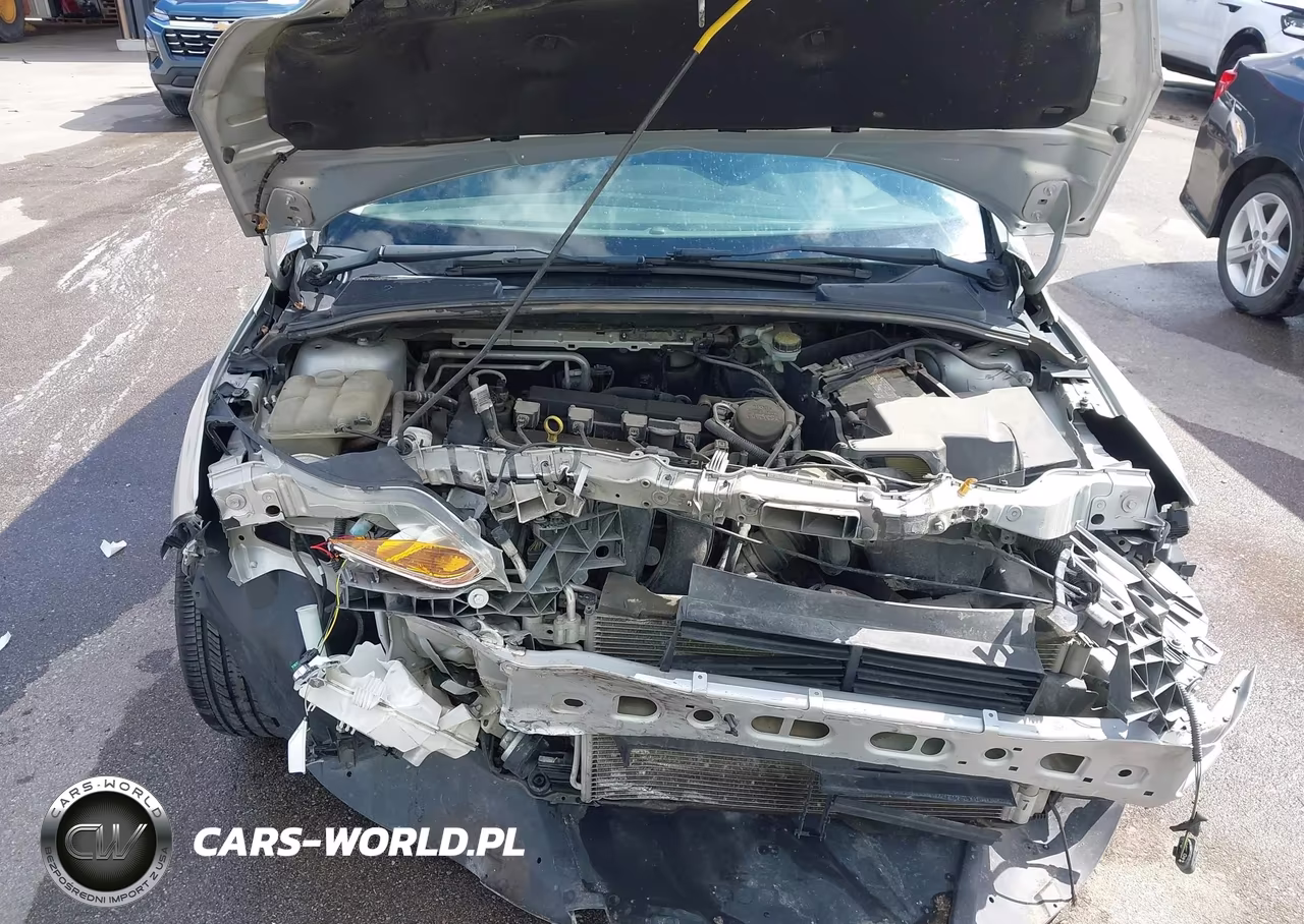 2012 Ford Focus Se VIN:1FAHP3K28CL273663 - 10