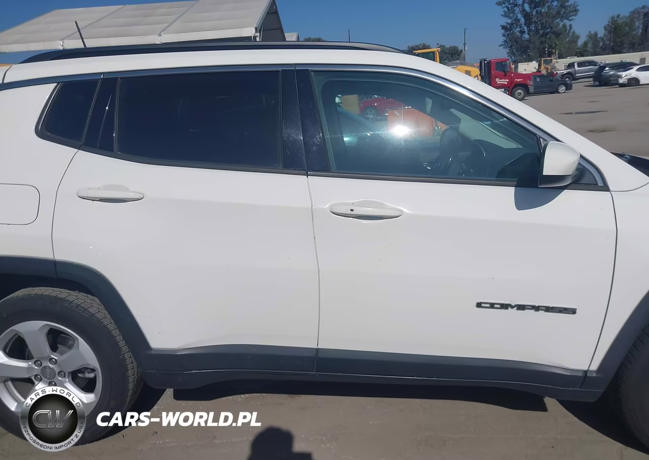 2018 Jeep Compass Latitude Fwd VIN:3C4NJCBB8JT469098 - 13