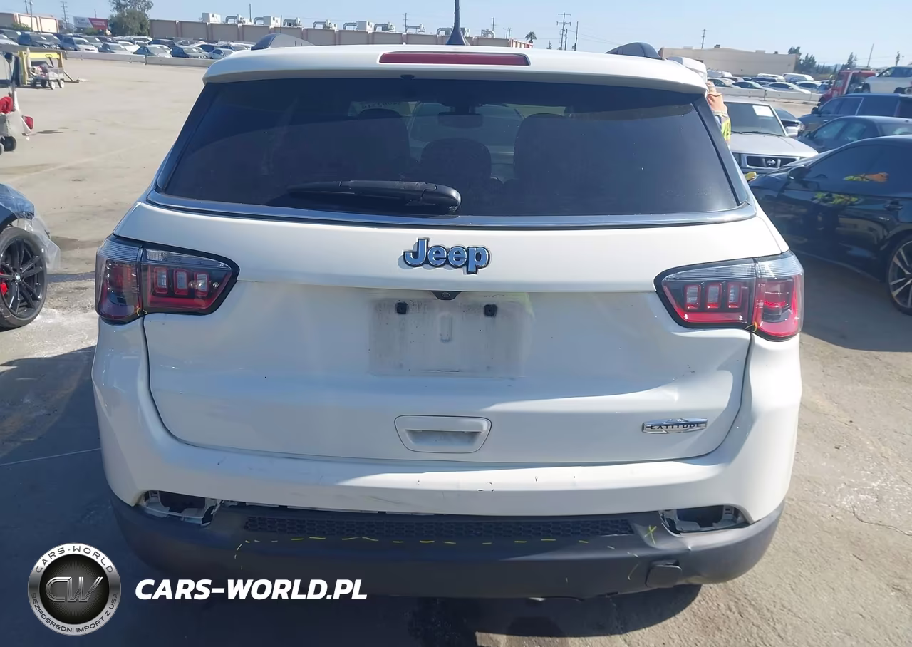 2018 Jeep Compass Latitude Fwd VIN:3C4NJCBB8JT469098 - 16